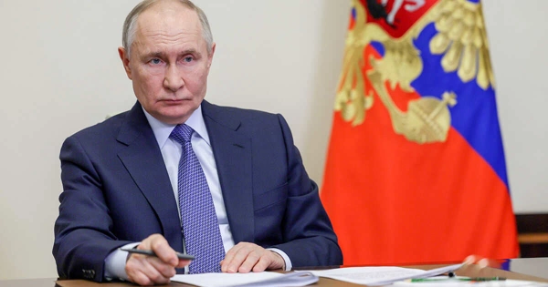 Владимир Путин поручил создать инвестиционно-привлекательные условия для использования водных ресурсов и заняться развитием конкурентных преимуществ регионов с высоким уровнем обеспеченности пресной водой