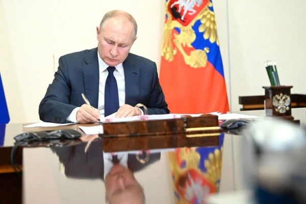 Владимир Путин поручил сформировать эффективную модель управления объектами тепло-, водоснабжения и водоотведения для малочисленных населённых пунктов